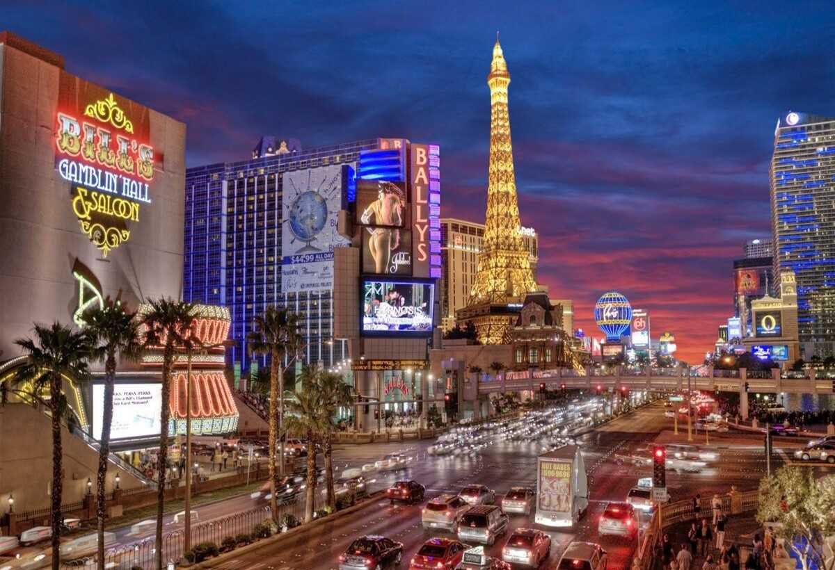 Las Vegas, NV (LAS) → Los Angeles, CA (LAX)